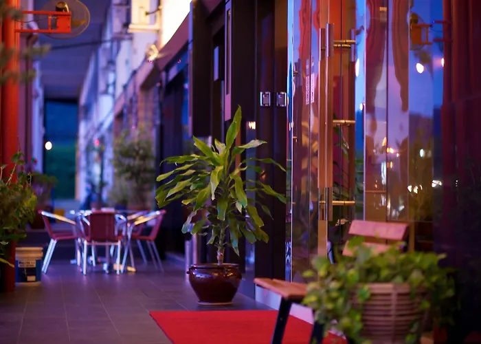De Botani Hotel